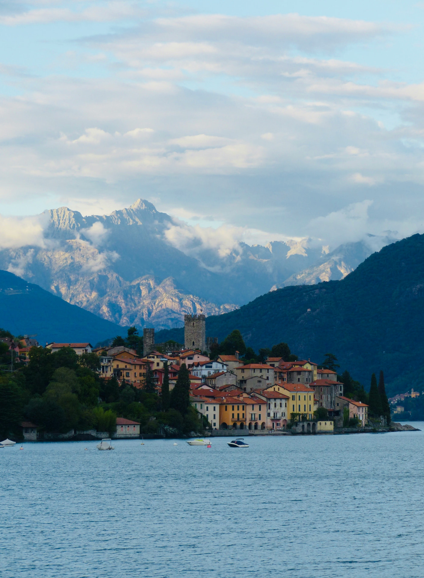 Easy-Going Stays in Lecco